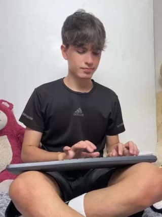 Naim_TheKing - stripchat