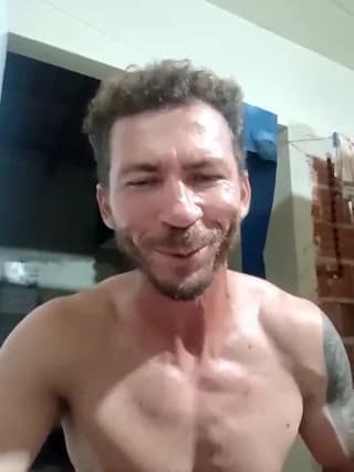 RobertoLuiz84 - stripchat