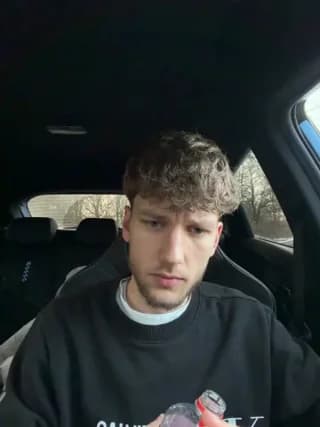 YoungSkinnyBoy20 - stripchat