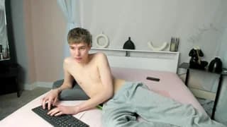 andyjey_ - chaturbate